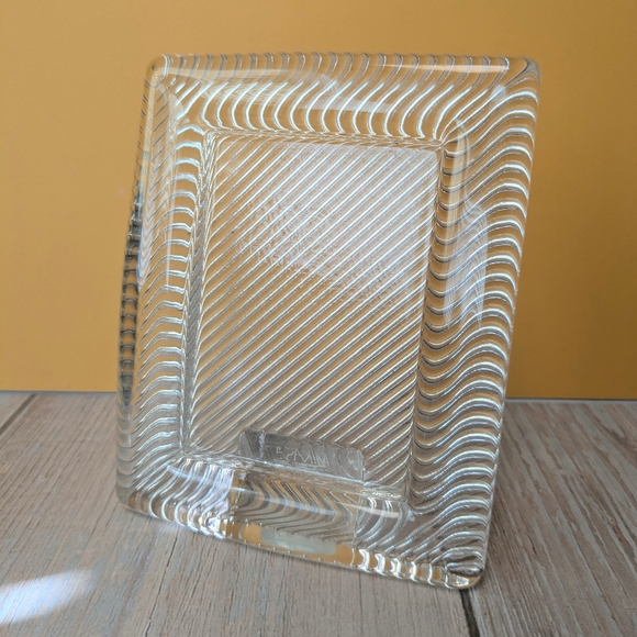 Mikasa Japan Crystal Glass Picture Frame - Picture 2 of 6